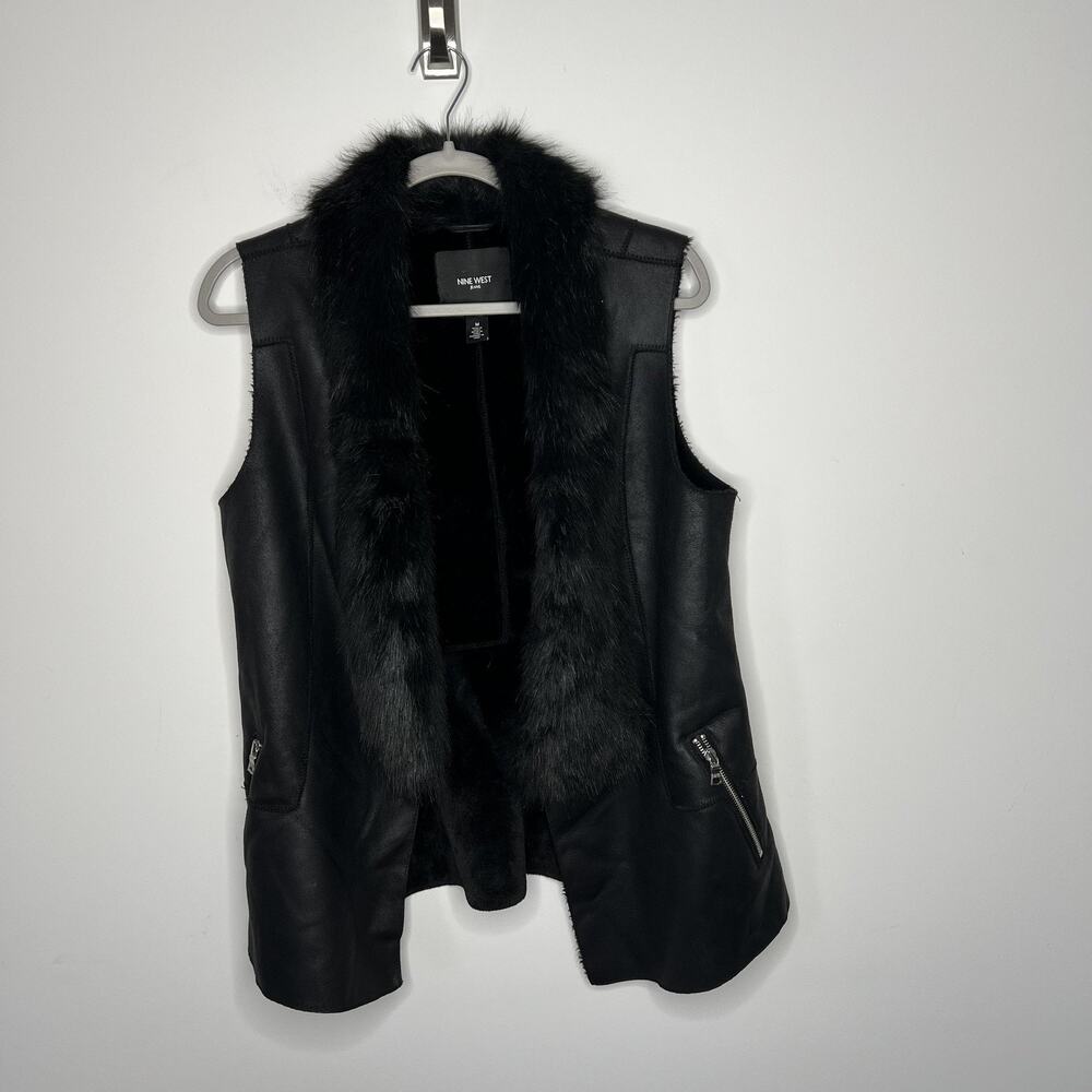 Nine West Jeans Vest Womens Medium Black Faux Fur Collar Moto Zipper Pockets
